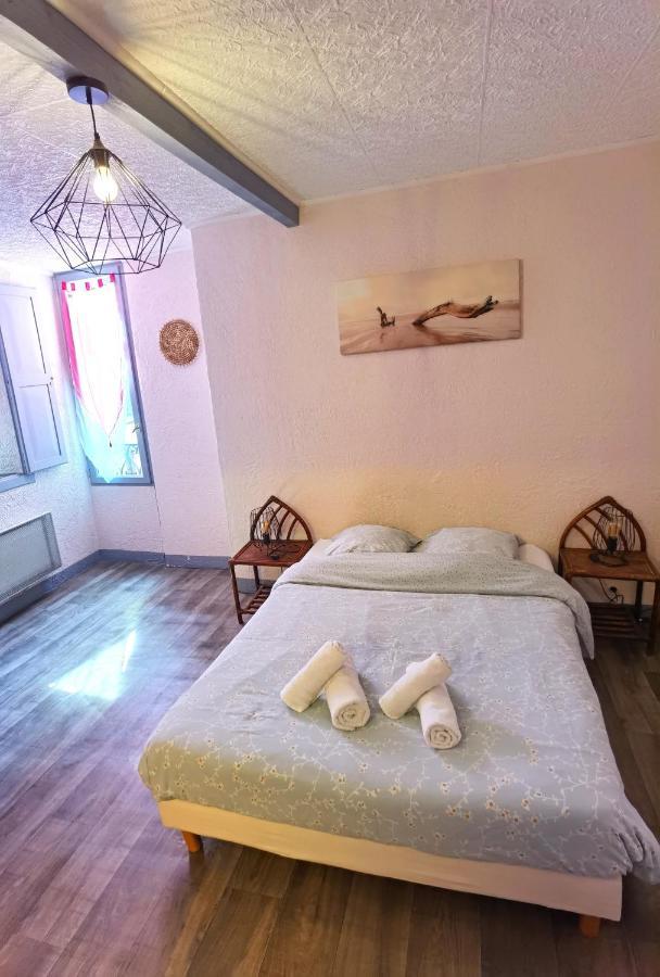 Appartement T1 Bis Quartier Du Chateau De โป ภายนอก รูปภาพ